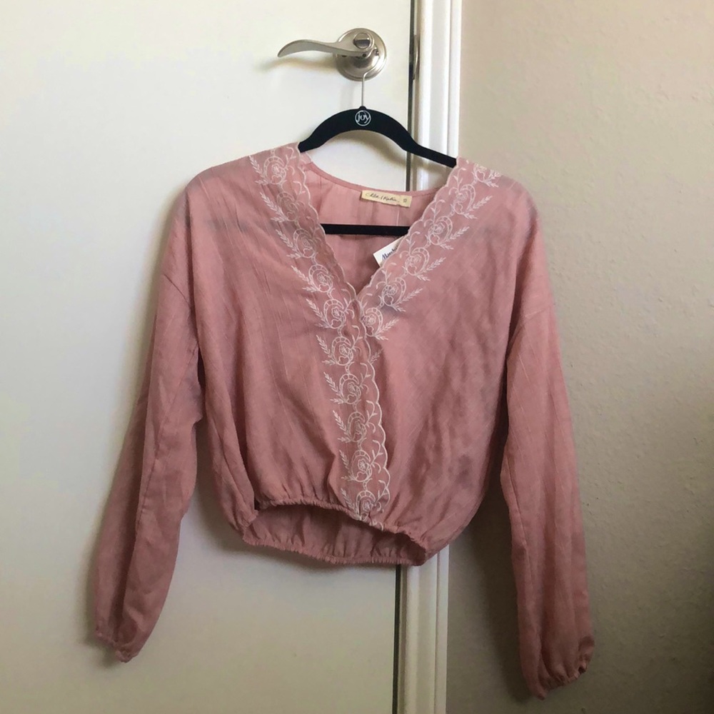 Long sleeve crop shirt